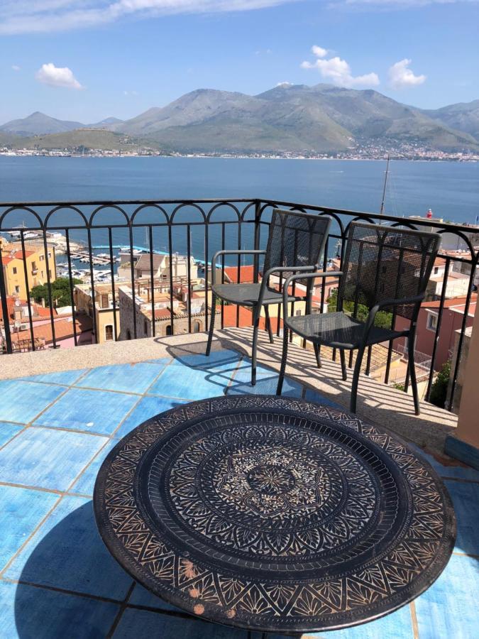 Le Suite Guarinelli B&B Gaeta Ngoại thất bức ảnh